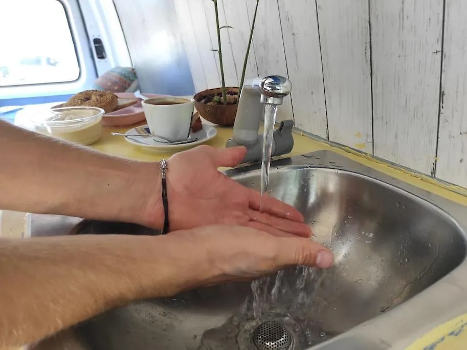 Slow-Life Campervan, Kueche, Dusche, Queen-Size Bett, Solar El Médano 0*,