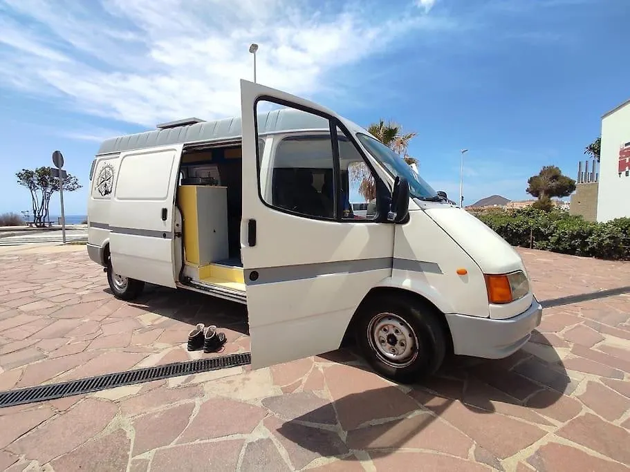 Slow-Life Campervan, Kueche, Dusche, Queen-Size Bett, Solar contacts
